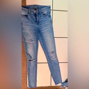 American Eagle Distressed Jeggings